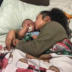 Meet your Posher, Itzel